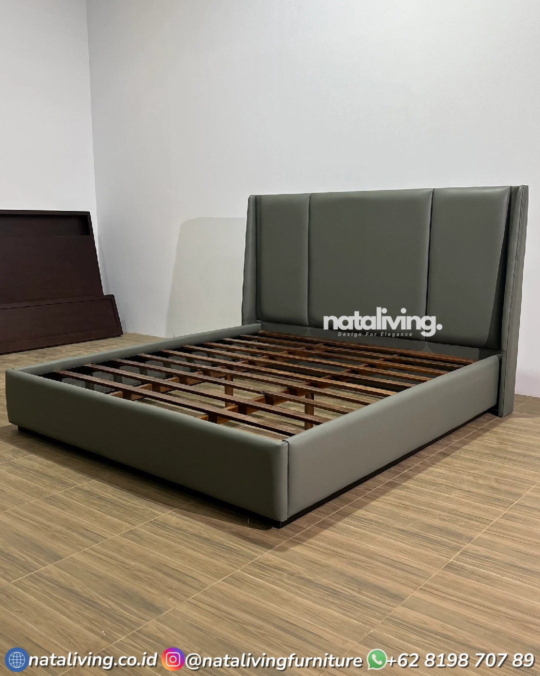 Elegant Upholstered Bed – Tempat Tidur Jati Dipan Jati Furniture Jepara 160x200 - Image 3