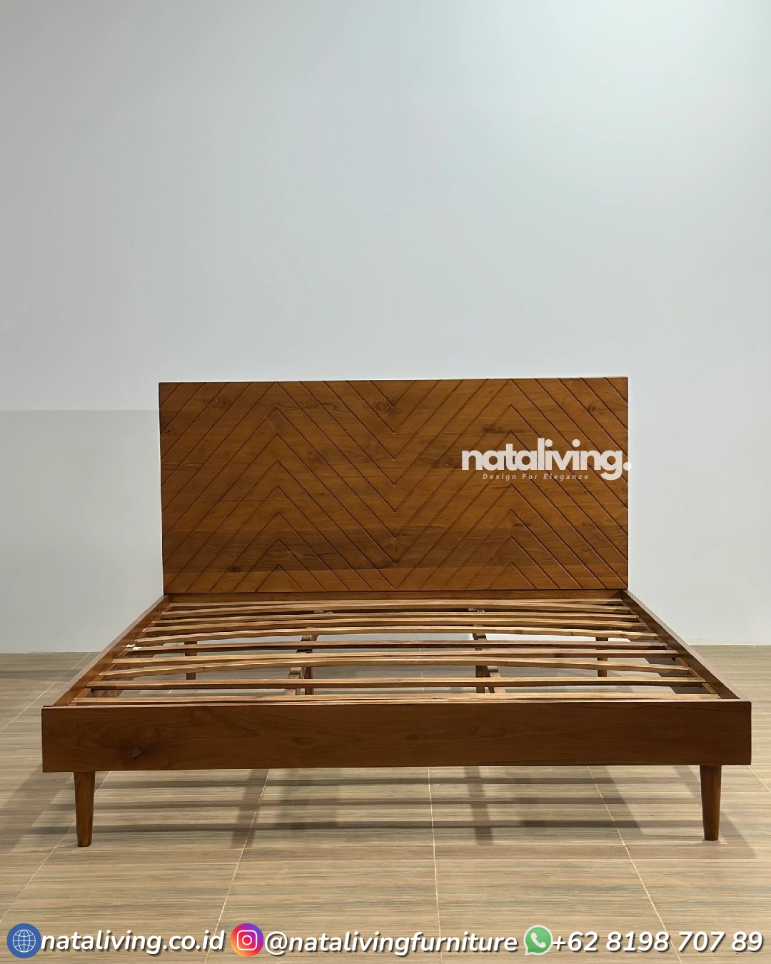 Nayara Dipan Jati – Tempat Tidur Jati Minimalis Headboard Chevron Jepara