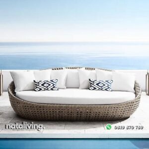 Daybed rotan sintetis bundar full bantalan terbaik nataliving furniture
