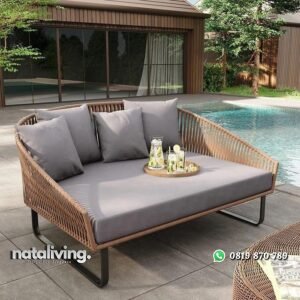 Daybed rotan sintetis dengan bantalan daybed rotan outdoor nataliving furniture