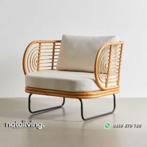 Kursi santai rotan alami kaki besi kursi rotan dudukan busa nataliving furniture
