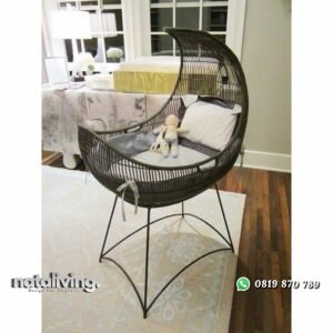 Box bayi rotan sintetis kaki besi tempat tidur bayi unik nataliving furniture