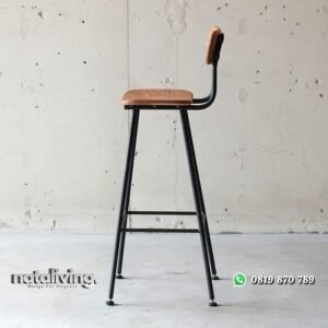 Kursi bar besi dudukan dan sandaran kayu jati nataliving furniture