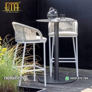 Kursi bar outdoor rotan sintetis dudukan busa kursi bar outdoor putih nataliving furniture